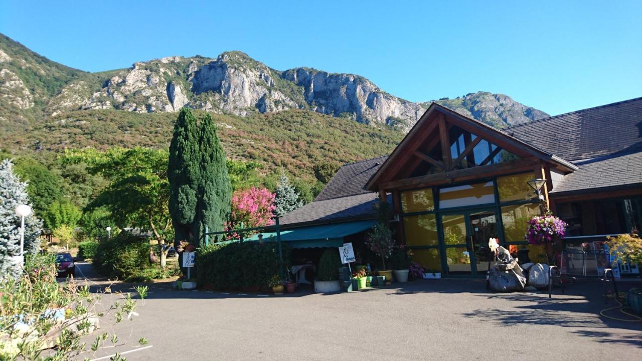 Camping Ecovillage Soleil Du Pibeste Agos-Vidalos Экстерьер фото